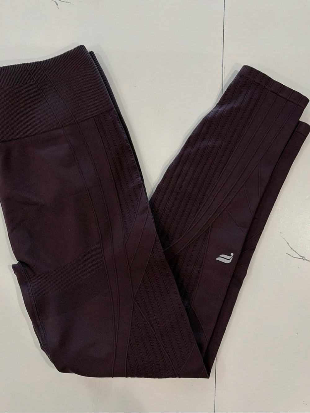 Fabletics Seamless Leggings in ox blood